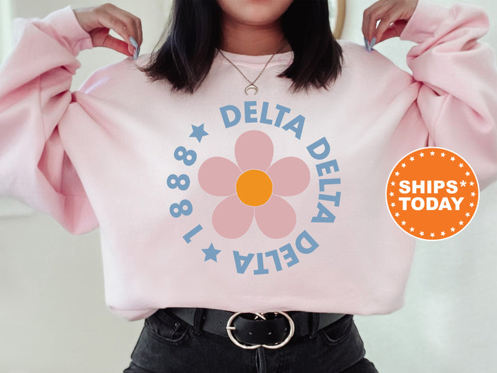 Delta Delta Delta Bright Floral Sorority Sweatshirt | Tri Delta Hoodie | Big Little Sorority | Greek Sweatshirt | Floral Sweatshirt _ 7446g