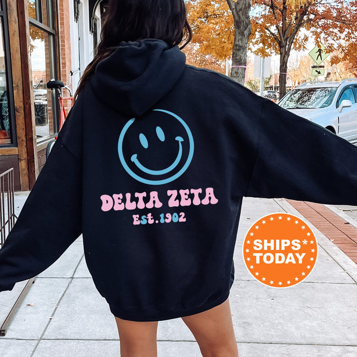 Delta Zeta Frosty Smile Sorority Sweatshirt | Delta Zeta Sweatshirt | Dee Zee Sorority Crewneck | Big Little Gift | Sorority Apparel