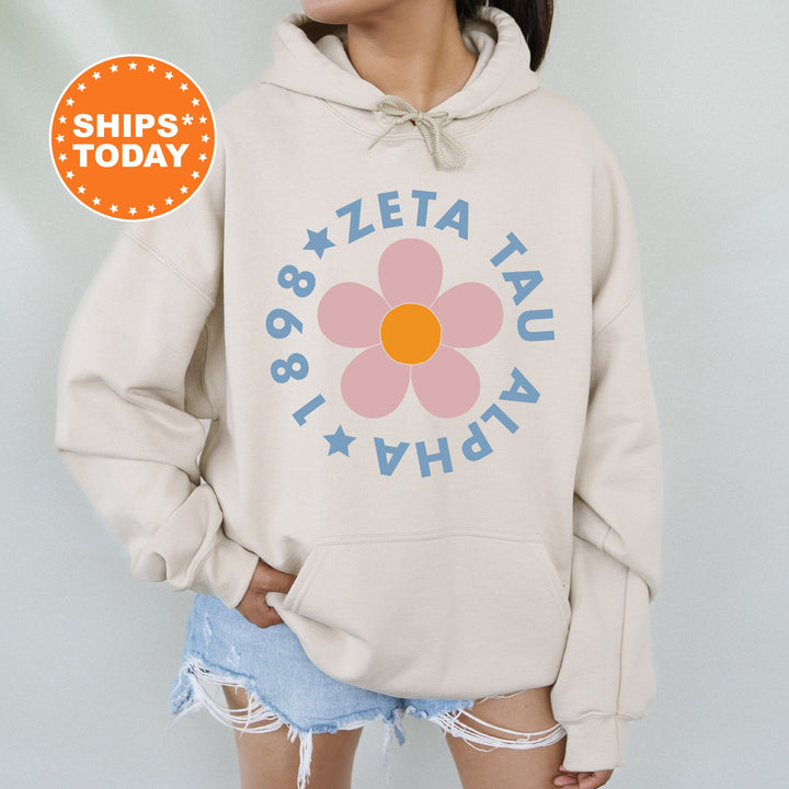 Zeta Tau Alpha Bright Floral Sorority Sweatshirt | ZETA Hoodie | Big Little Sorority Reveal | Greek Sweatshirt | Floral Sweatshirt _ 7461g