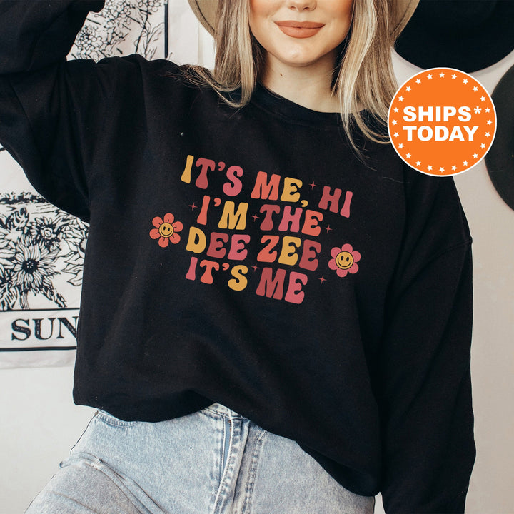 It's Me Hi I'm The Dee Zee It's Me | Delta Zeta Azalea Sorority Sweatshirt | Sorority Apparel | Big Little Reveal | Sorority Gifts _ 15864g