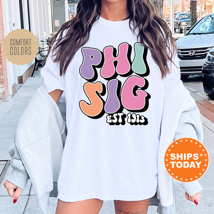 a woman wearing a white shirt with the phrase pul sig extra on it