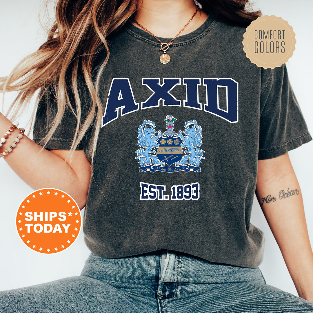 a woman wearing a shirt that says axid