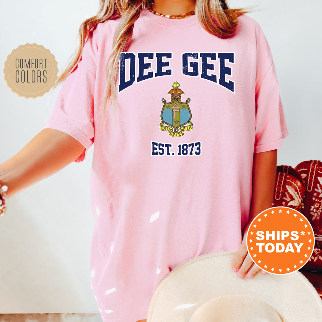 a woman wearing a pink shirt and hat