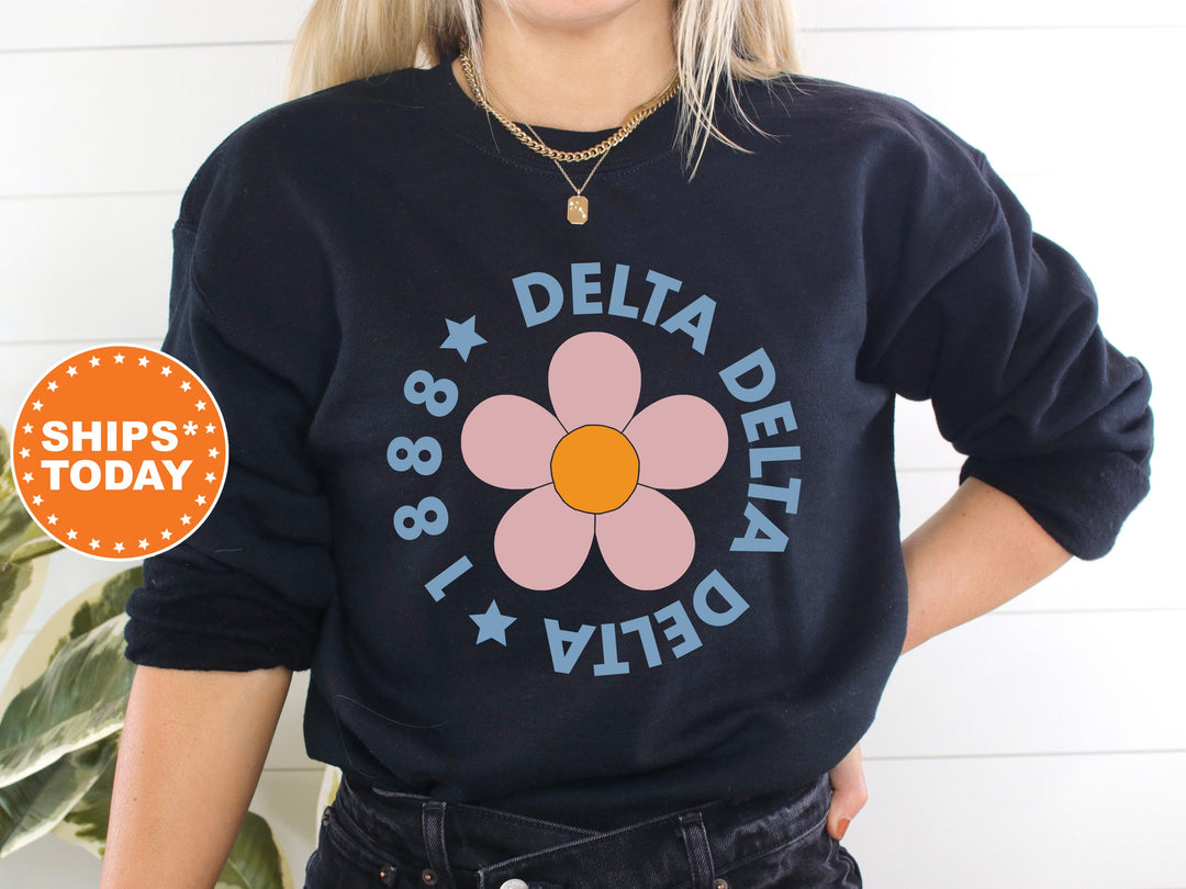 Delta Delta Delta Bright Floral Sorority Sweatshirt | Tri Delta Hoodie | Big Little Sorority | Greek Sweatshirt | Floral Sweatshirt _ 7446g