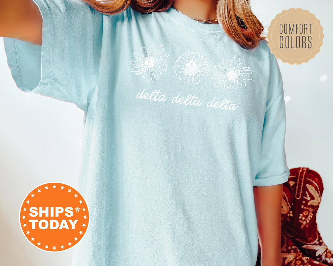 Delta Delta Delta Minimalist Floral Sorority T-Shirt | Tri Delta Floral Shirt | Big Little | Comfort Colors Shirt | Trendy Shirt 7784g