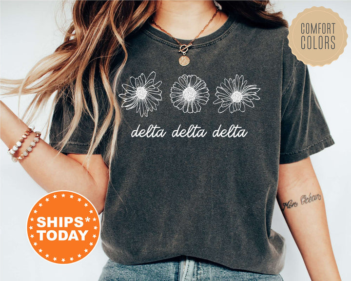 Delta Delta Delta Minimalist Floral Sorority T-Shirt | Tri Delta Floral Shirt | Big Little | Comfort Colors Shirt | Trendy Shirt 7784g
