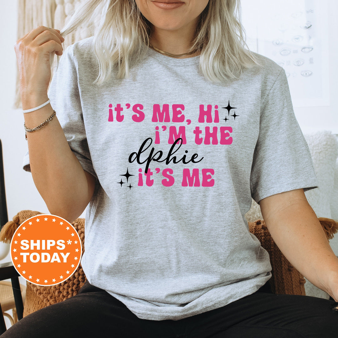 It's Me Hi I'm The DPHIE It's Me | Delta Phi Epsilon Glimmer Sorority T-Shirt | Comfort Colors Shirt | Big Little Sorority Reveal _ 15889g