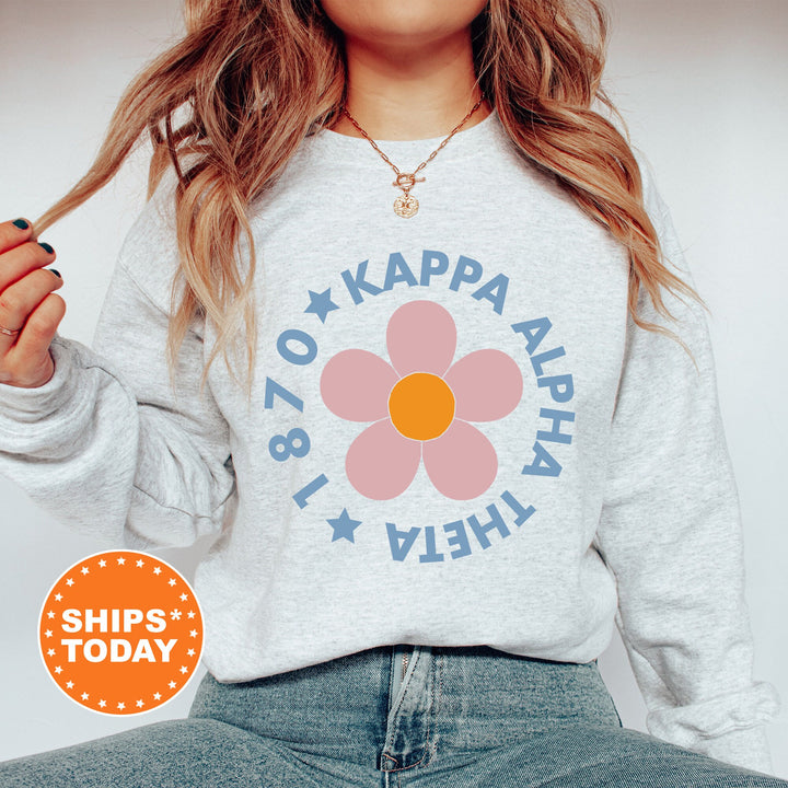 Kappa Alpha Theta Bright Floral Sorority Sweatshirt | THETA Hoodie | Big Little Sorority | Greek Sweatshirt | Cute Floral Sweatshirt _ 7451g