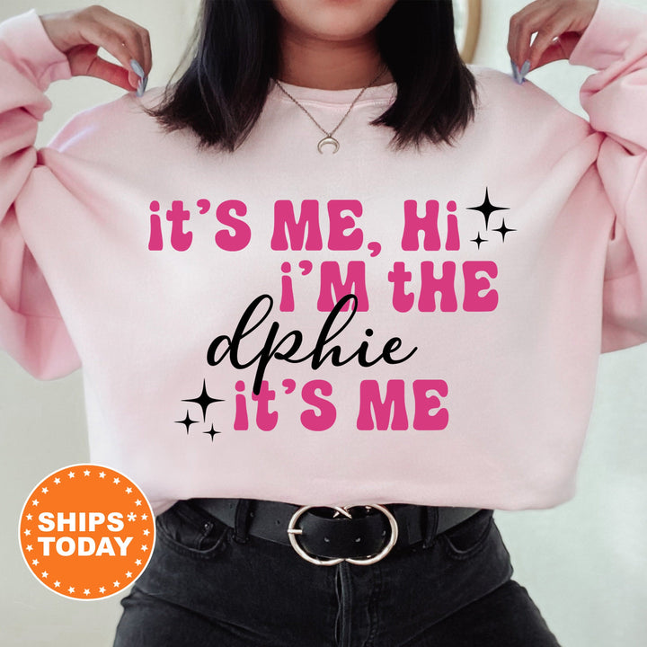 It's Me Hi I'm The DPHIE It's Me | Delta Phi Epsilon Glimmer Sorority Sweatshirt | Big Little Sorority Gift | Sorority Apparel _ 15889g