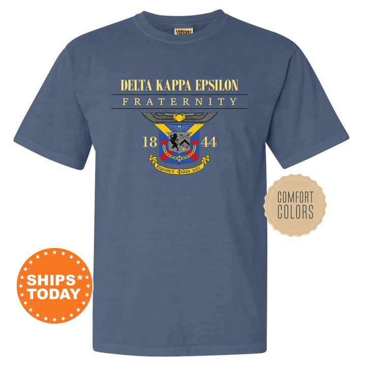 a blue t - shirt with the delta logo on it